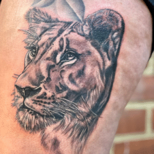 Black and grey realism